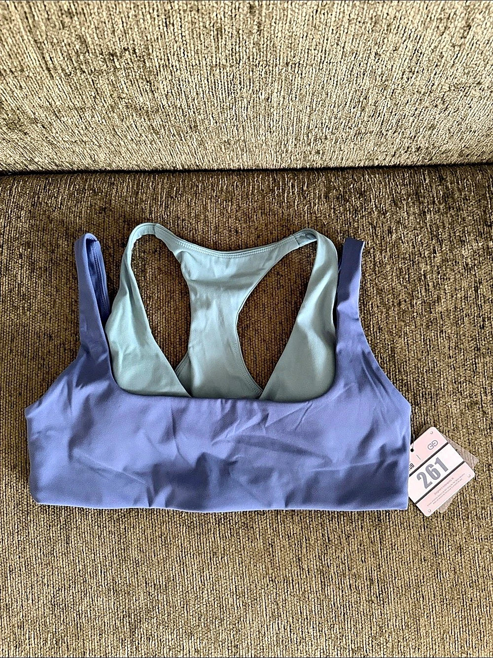 NEW ✨ GOLD HINGE Run Club Sport Bra Size M
